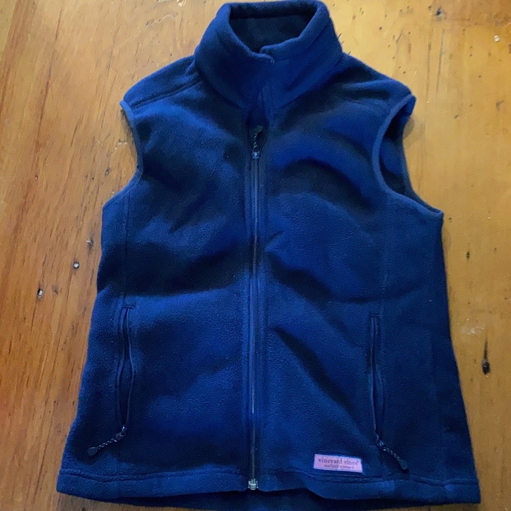 Vineyard vines vest